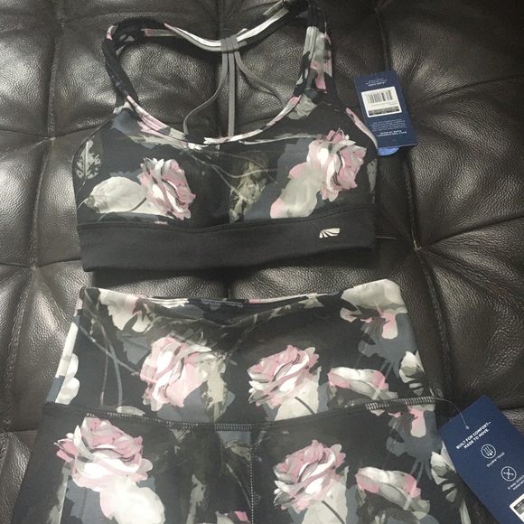 Workout Set - Picture 2 of 3